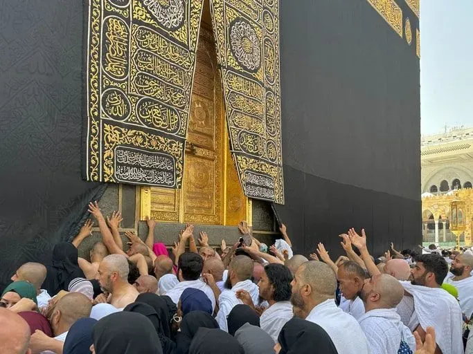 April Group Umrah Package