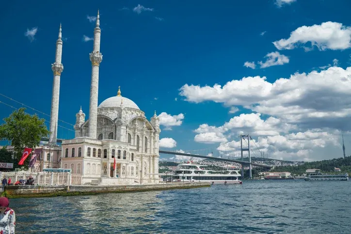 Istanbul Cruise Tour